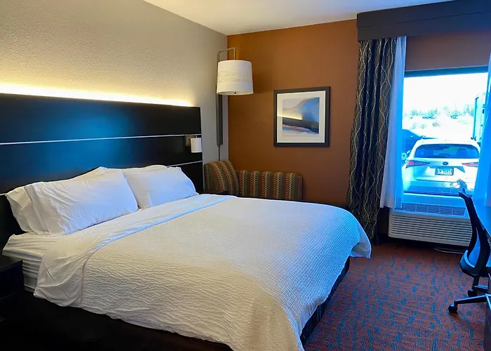 Express By Ihg Metropolis