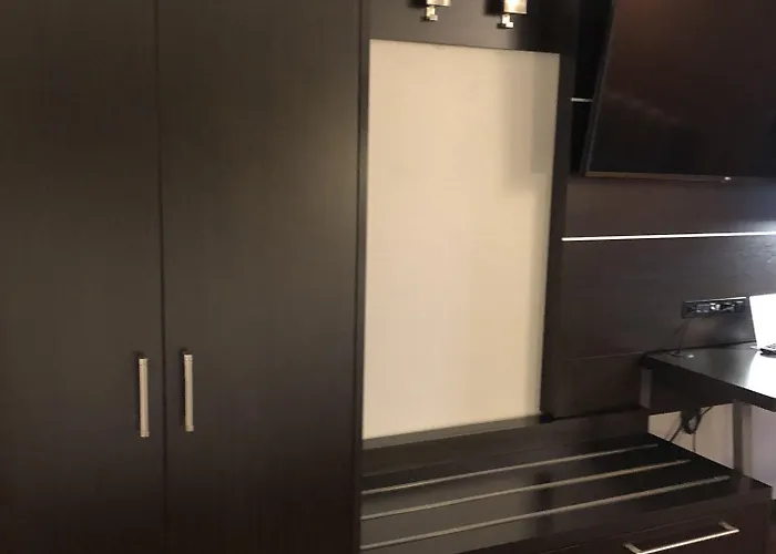 Express By Ihg Metropolis