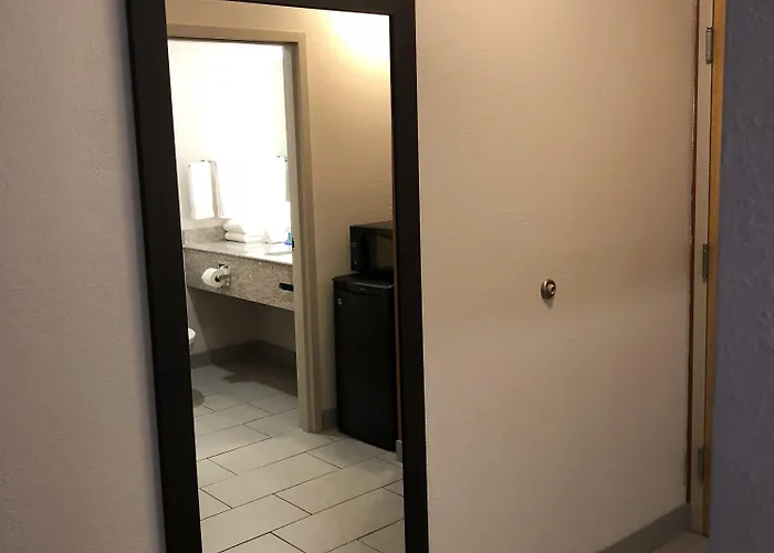 Hotel Express By Ihg