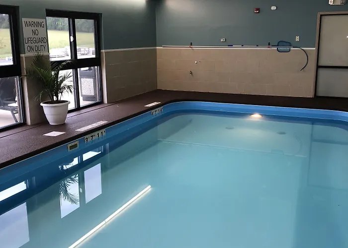 Express By Ihg 3* Metropolis