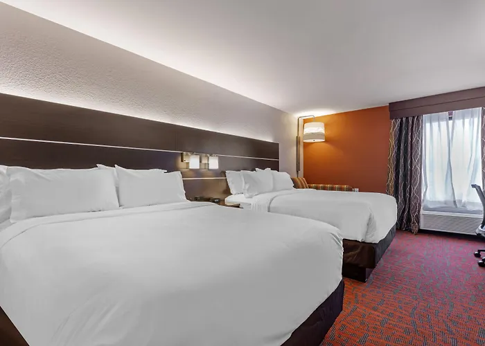 Express By Ihg Metropolis
