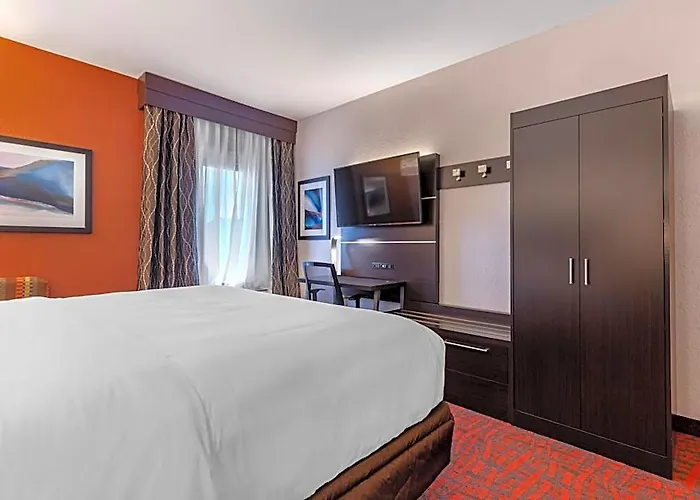 Hotel Express By Ihg